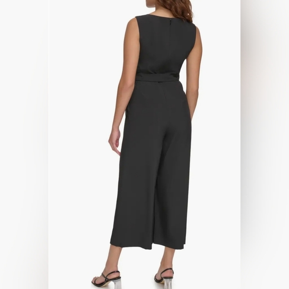 Calvin Klein Women’s 8 Jumpsuit‎ Black V Neck Wide Leg Sleeveless Belted NWOT - Picture 2 of 9